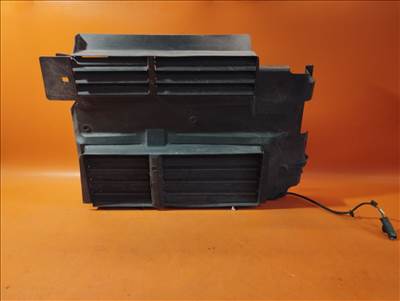 Ford Focus 3 hűtőzsalu F1EB-8475-EC (L.40.904R)a