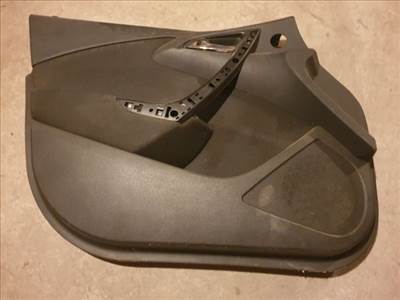 Opel Astra J Bal első ajtókárpit  13378967