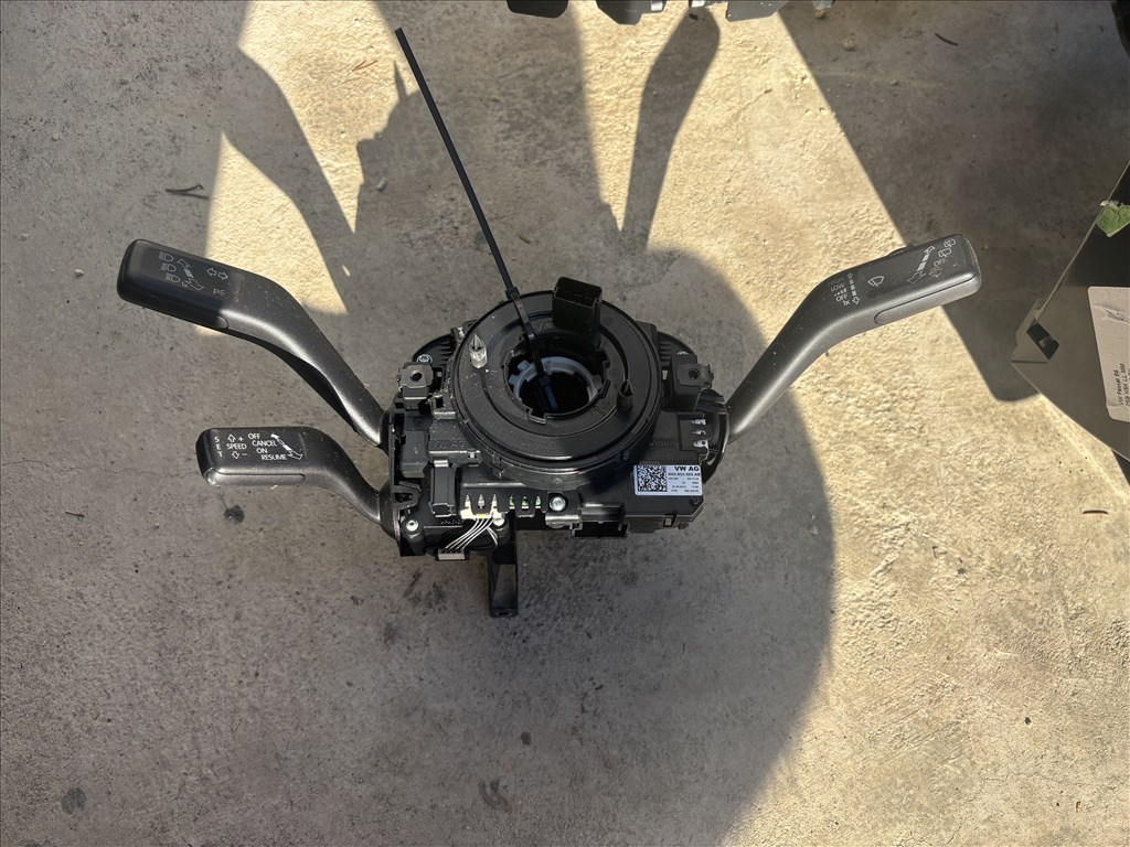 Volkswagen Passat B6, B7 bajuszkapcsoló 3c9953502b / 3c9953501bn 1. kép