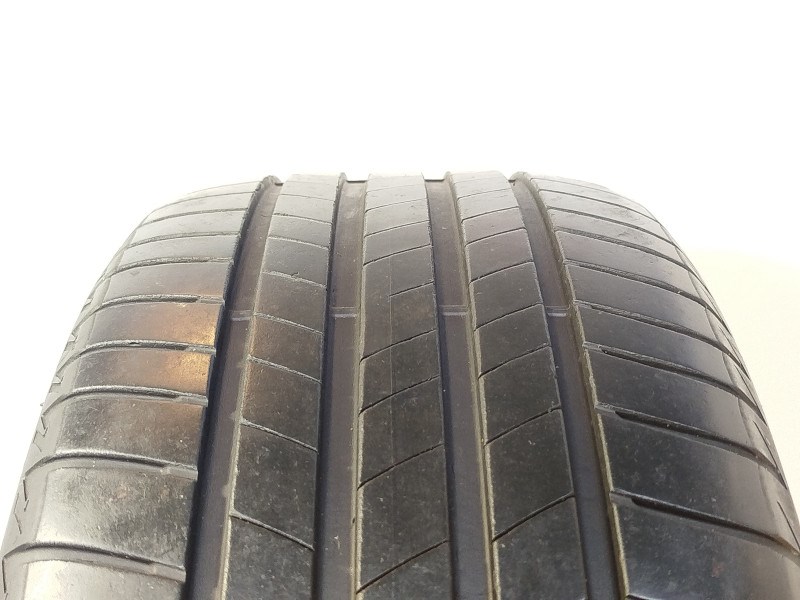 Bridgestone T005 245/45 R19  1. kép