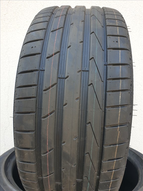  235/40 19 Hankook Ventus S1 Evo2 (új) 4. kép