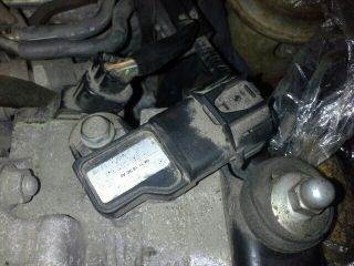 Honda CR-V II Töltőnyomás Érzékelő *68312* bosch-0281002680