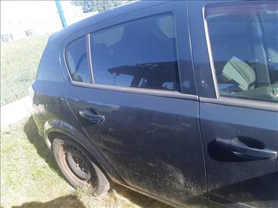Bontásra: Opel Astra H Enjoy 1.6 (2005) jobb hátsó ajtó  w0l0ahl4858011047 93181215