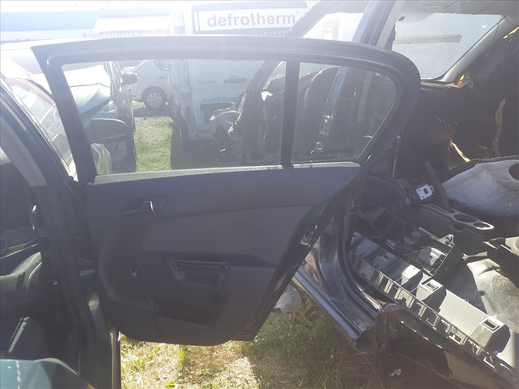 Bontásra: Opel Astra H Enjoy 1.6 (2005) jobb hátsó ajtó  w0l0ahl4858011047 93181215 2. kép