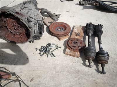 Audi A4 (B6/B7) AUDI 2.4 V6 MULTITRONIK VÁLTÓ szett