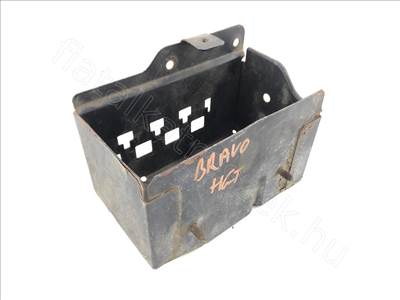 Biztosítékház alsó rész - MAREA, BRAVO, BRAVA - BO.7782652 -  - Bontott Fiat  7782652