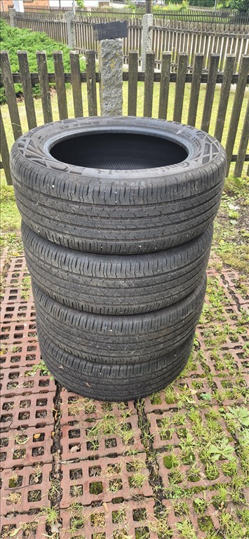  235/5518" újszerű Continental nyári gumi  3. kép