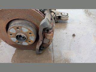 Audi A8 (D3 - 4E) Bal első Féknyereg Munkahengerrel *119772*