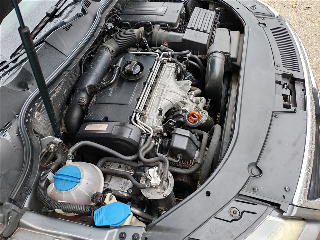 Volkswagen Passat B6 Variant 2.0 TDI DSG váltó, HXS kóddal, 254413km-el eladó hxsb6 vw20tdibkp 13. kép