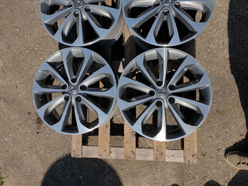 18" 5x114,3 Nissan Qashqai 2. kép