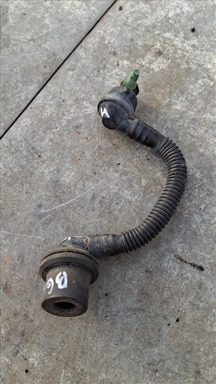 Audi A4 (B6) 1.8T , AVJ, vákuumcső 8E0 611 933 8e0611933 4. kép