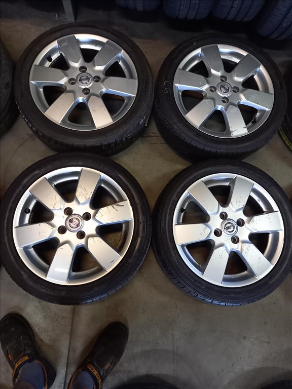 Nissan 4x114.3-as 6x16" használt (gyári felni) alufelni, rajta 185/50 használt Falken nyári gumi Mxx 1. kép