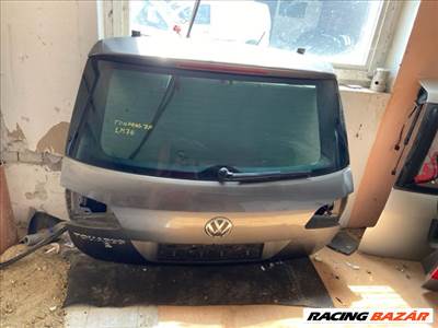 Volkswagen Touareg II Csomagtérajtó 4221