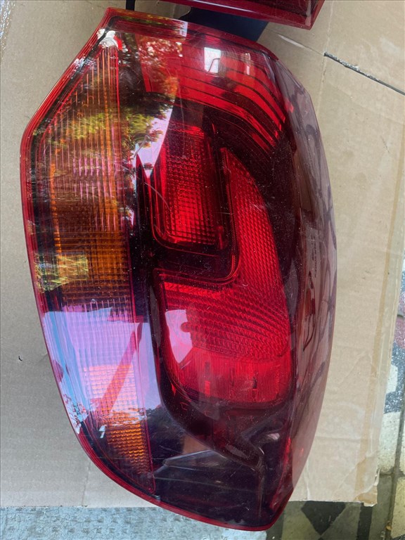 Opel Astra J  HÁTSÓ LÁMPA jobb bal sötétített, Bi-XENON Fényszóró , XENON trafó , KÖDLÁMPA , INDEX 1. kép