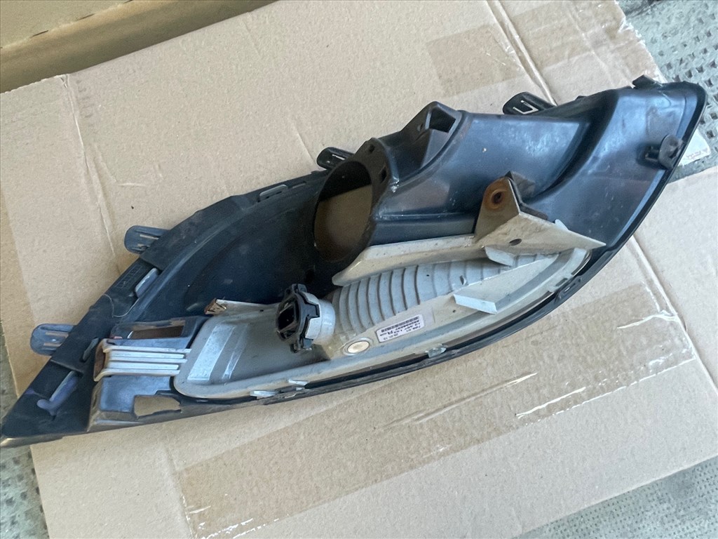 Opel Astra J  HÁTSÓ LÁMPA jobb bal sötétített, Bi-XENON Fényszóró , XENON trafó , KÖDLÁMPA , INDEX 16. kép