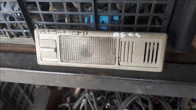 Audi A6 (C4 - 4A) C4 - 4A utastér lámpa 443 947 105 D 447947105d