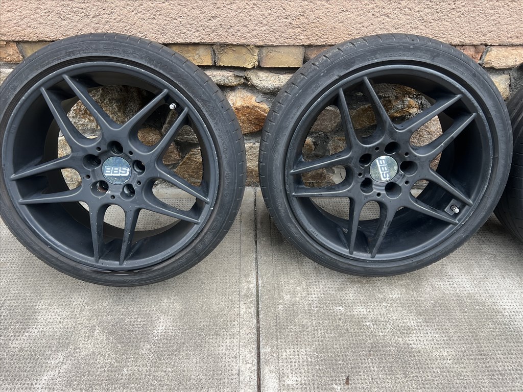  5x112 lyukosztású 8JJ 18" használt BBS alufelni 3. kép
