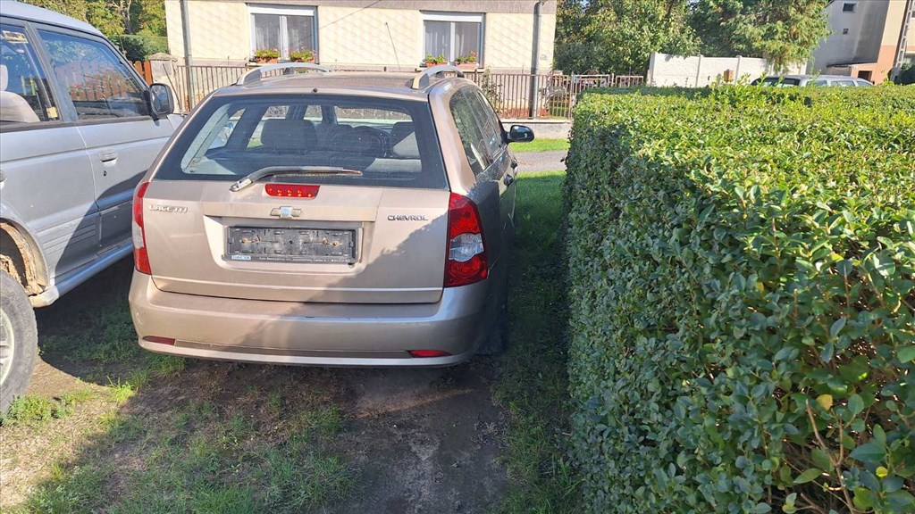 Chevrolet Lacetti hátsó lökhárító  1. kép