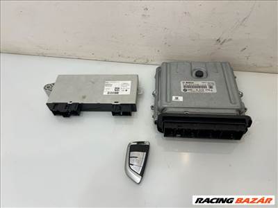 BMW X3 F25 35dx N57D30B 313le motorvezérlő szett 8518478 61359268751