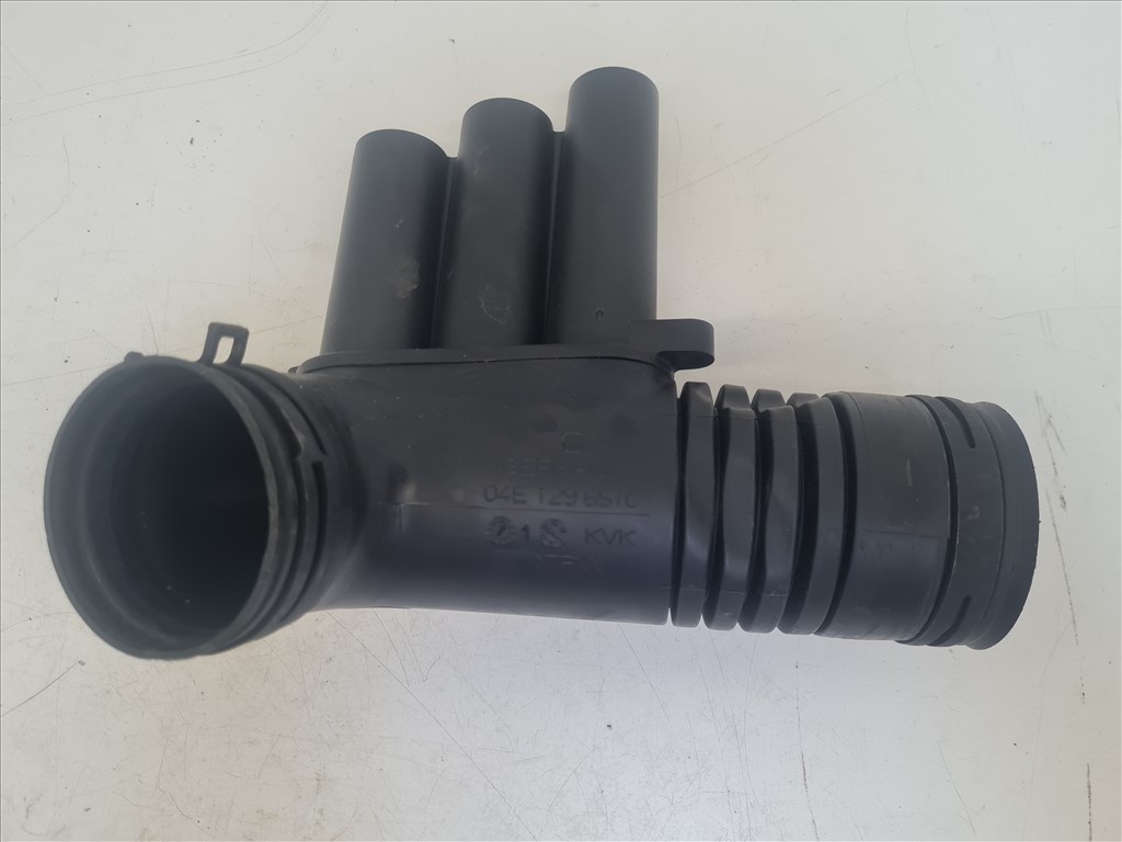 Volkswagen Golf VII 1.2 TSI turbócső (23495) 04e129651c 1. kép