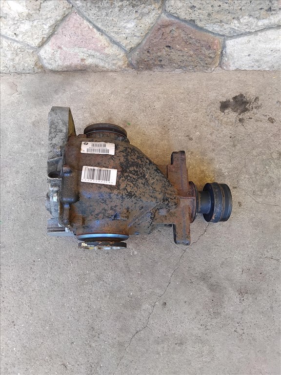 BMW 530d touring Hátsó differenciálmű 2849 752693105247 2. kép