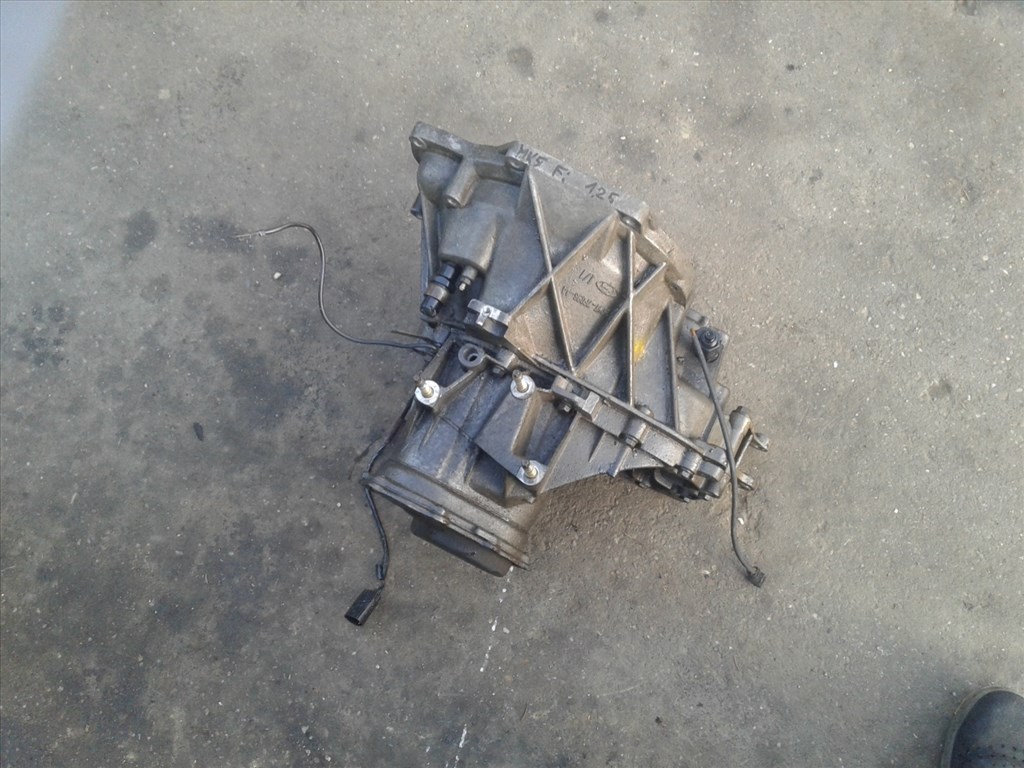 Ford Fiesta Mk4 1.25i 16V Flair sebességváltó  1. kép