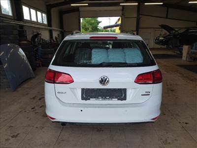 Volkswagen Golf VII - Hátsó lökhárító 