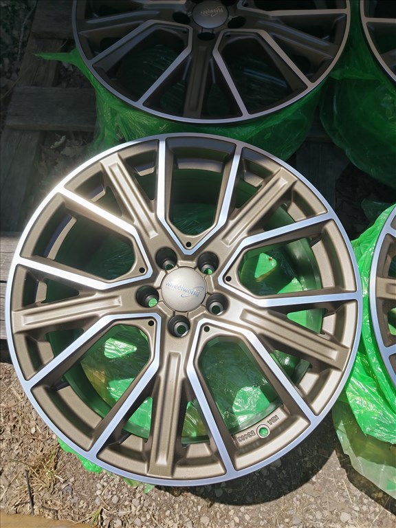  Volkswagen/Audi/5x112 19" alufelni ET30 5. kép