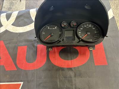 Audi A2 (8Z) óracsoport 