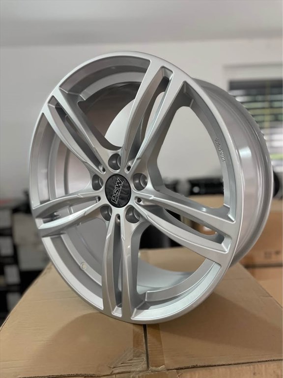 BMW M4 style 19” alufelni 3. kép