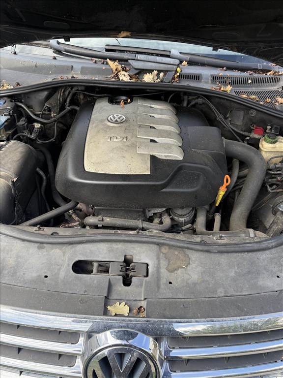 Volkswagen Touareg 2.5 bac bontott alkatrészei 4. kép