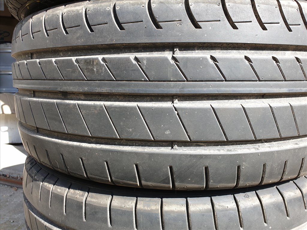  205/40 18 Dunlop SportMaxx RT2 (99%) 4. kép