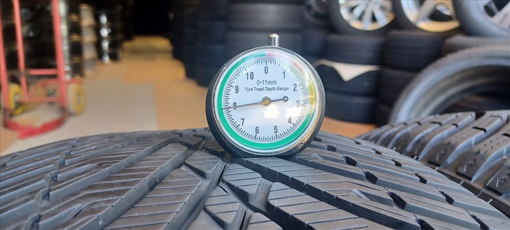  Kleber Krisalp HP3 255/35 R19 téli gumik 4db.7,5-8mm 3. kép