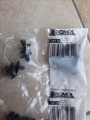 BMW 3-as sorozat E46 motorháztető burkolat rögzítő patent  c10130