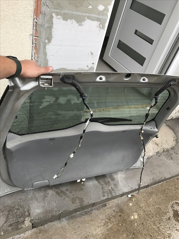 Suzuki SX4 I csomagtér ajtó 4. kép