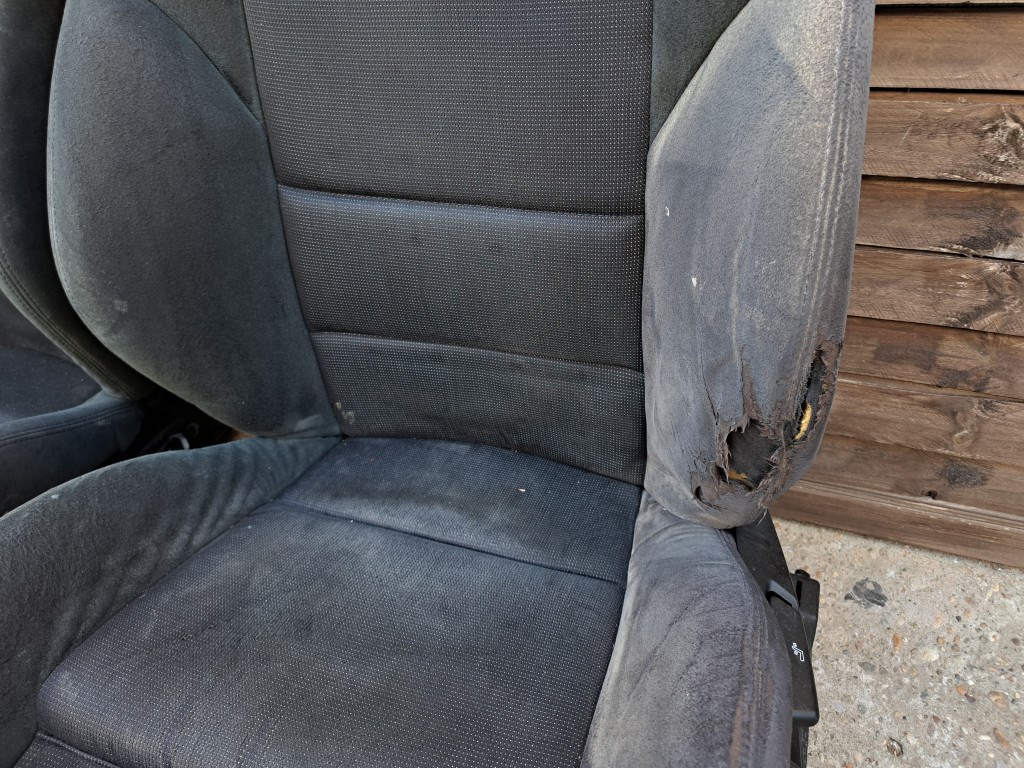 BMW E46 touring combtámaszos alcantara ülésszett sport ülés belsõ - foglalkozós 4. kép