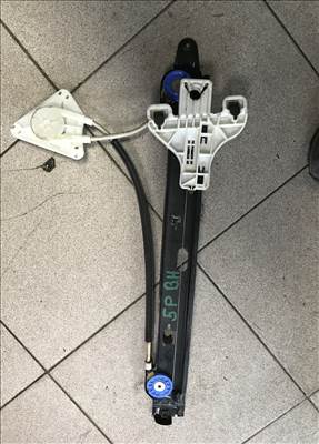 Seat Altea 5P -- bal hátsó ablakemelő szerkezet 5p0839401