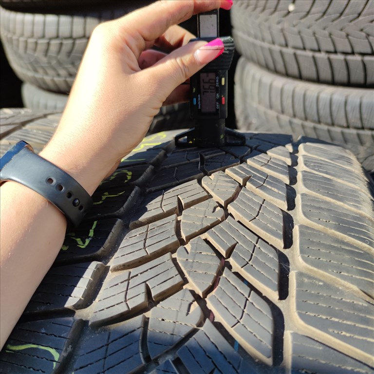  245/45 R18 Fulda téli gumi 95000ft a 4db/62/ 3. kép