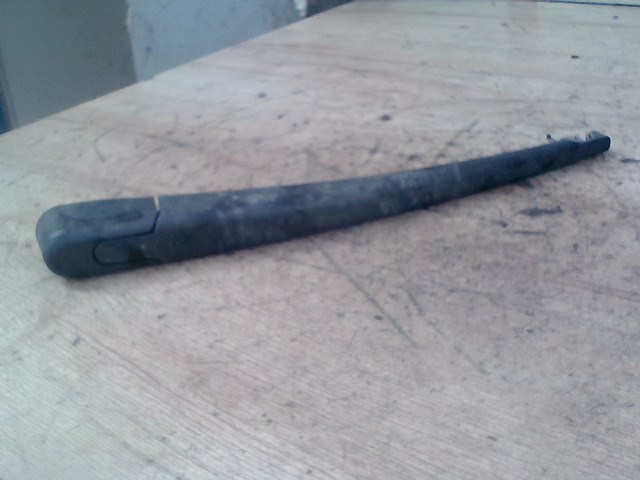 MAZDA 3 03.10-06.06 Ablaktörlő kar hátsó 1. kép