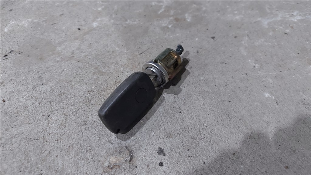 Fiat DUCATO Citroen JUMPER Peugeot BOXER 06 Gyújtáskapcsoló betét 6829 1348421080 2. kép