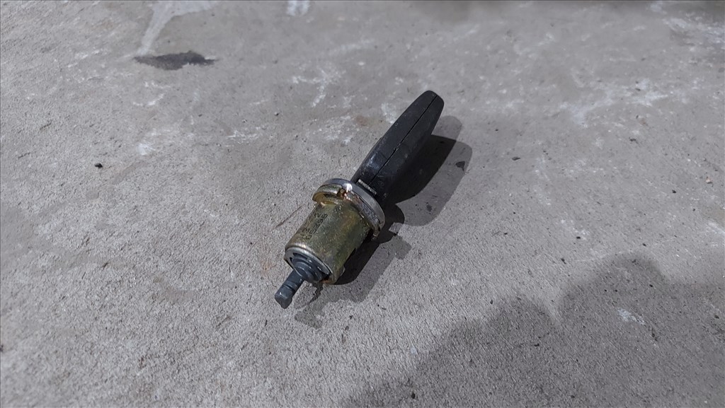 Fiat DUCATO Citroen JUMPER Peugeot BOXER 06 Gyújtáskapcsoló betét 6829 1348421080 3. kép