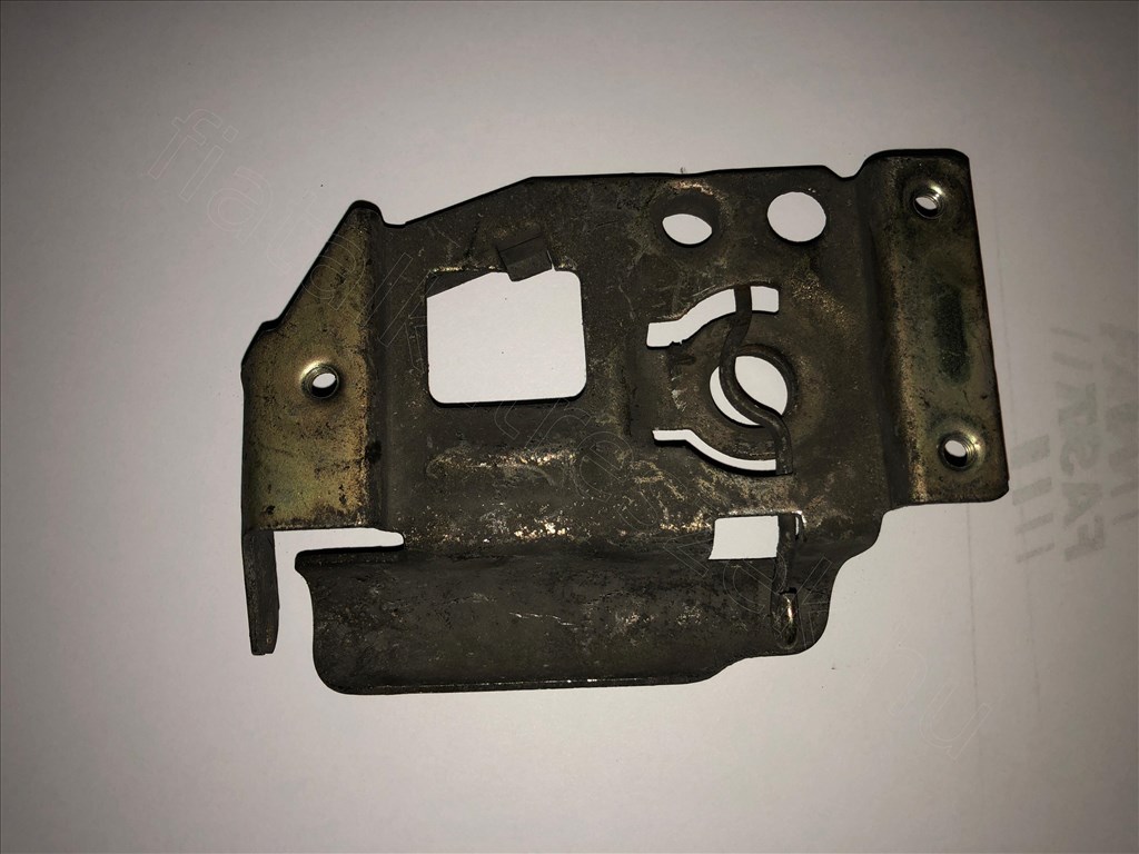 Géptető zár alsó Brav. - MAREA, BRAVO, BRAVA, PUNTO - BO.7736073 -  - Bontott Fiat  7736073 2. kép