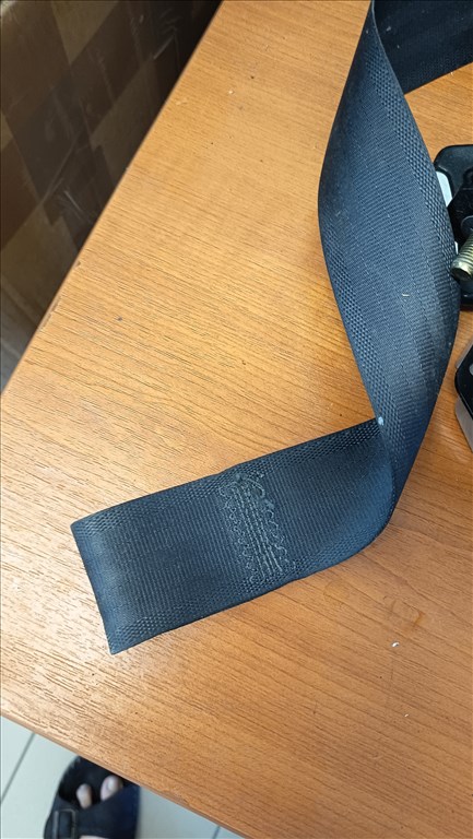 Honda Civic jobb első biztánsági öv. 4. kép