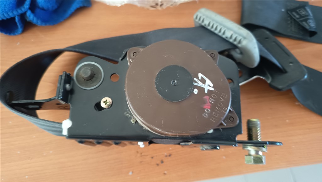 Honda Civic jobb első biztánsági öv. 8. kép