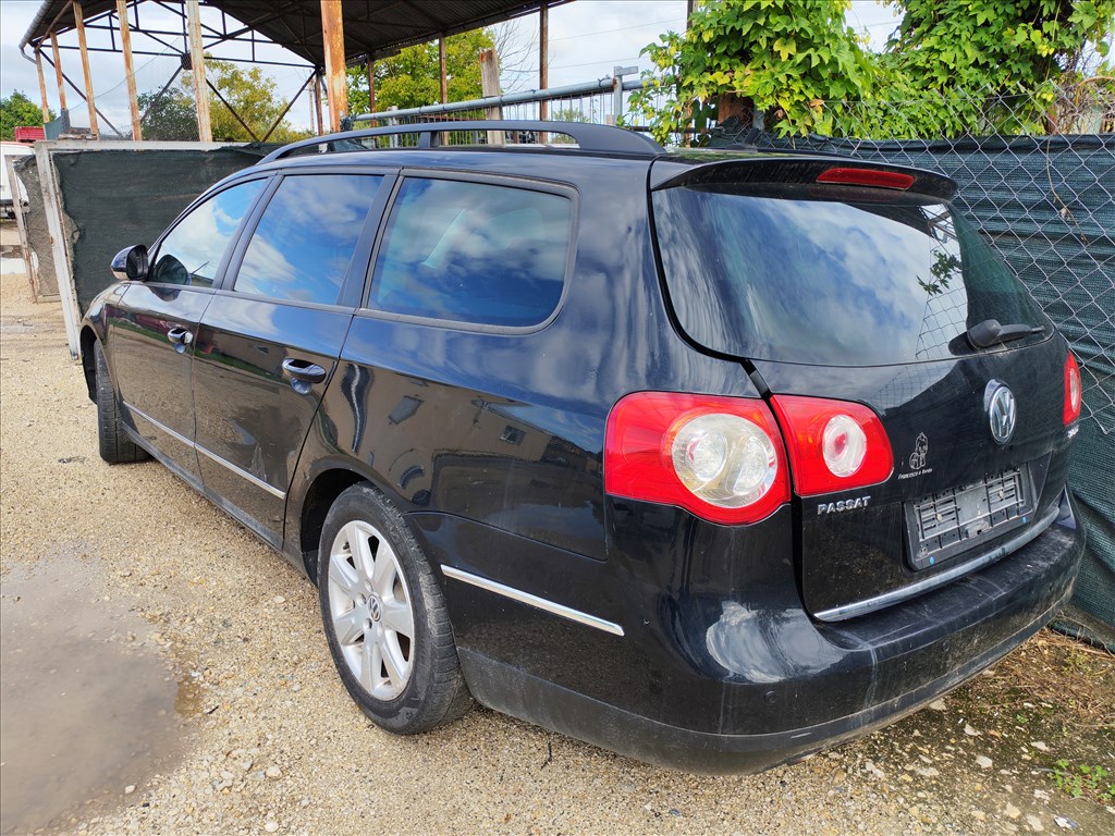 Volkswagen Passat B6 Variant 2.0 TDI 6 seb kézi váltó, JLU kóddal, 316159km-el eladó jlu6seb vwb63c 4. kép