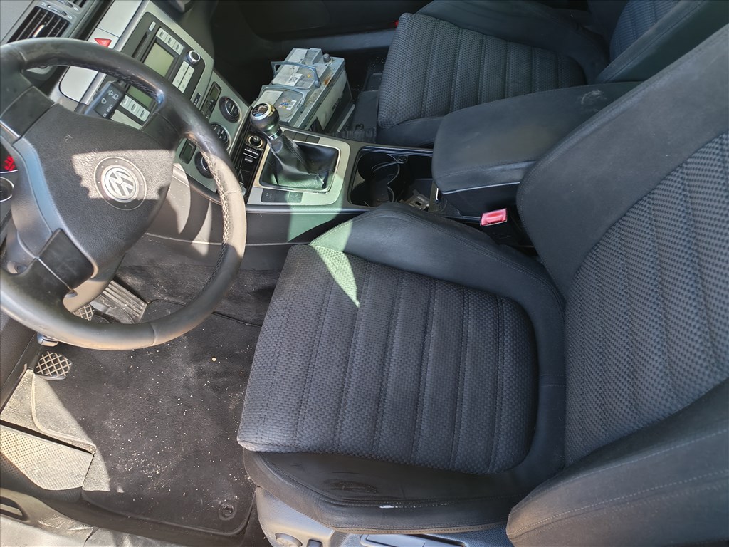 Volkswagen Passat B6 Variant 2.0 TDI 6 seb kézi váltó, JLU kóddal, 316159km-el eladó jlu6seb vwb63c 8. kép