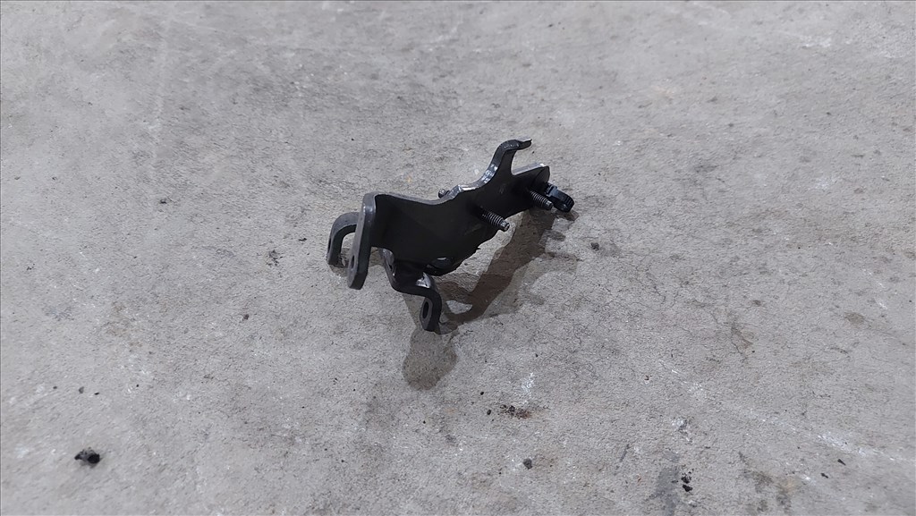 Citroen C4 C5 Peugeot 307 407 04- Vákuumszelep tartó konzol lemez 7207 161841 3. kép