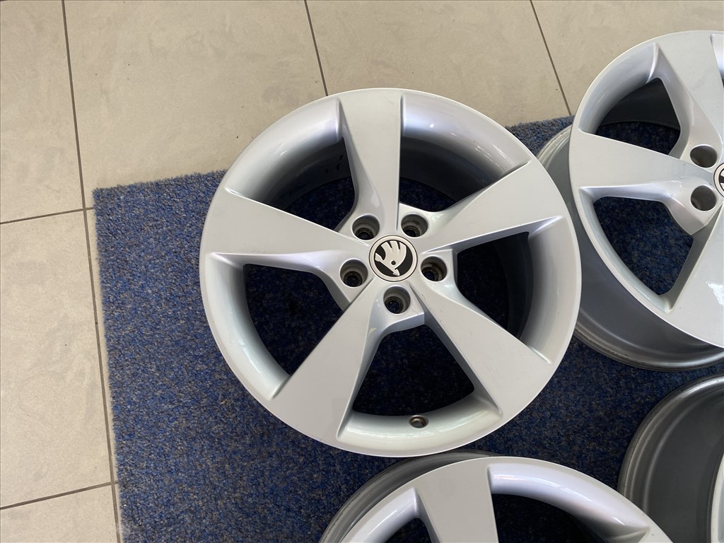 (3641) Skoda 16 gyári alufelni felni, 5x100, Rapid 6. kép