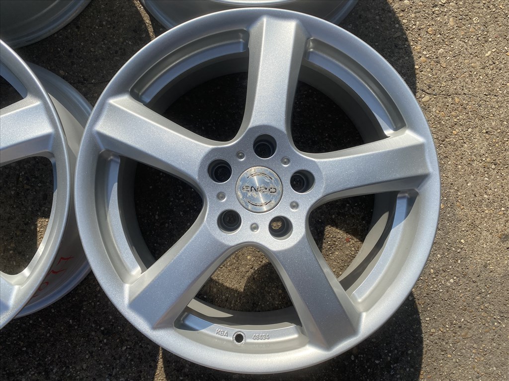 4db Enzo 17" VW - Skoda - Seat alufelni. (4077) 2. kép