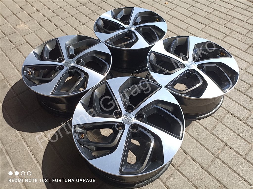 5x114,3 19" Hyundai újszerű alufelni garnitúra 2. kép